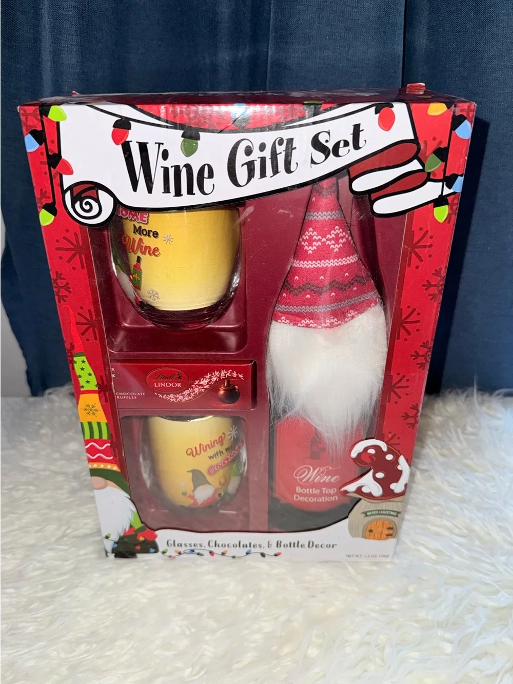 NWT’s Wine Gift Set with Festive Gnome Bottle Top & Yellow Glasses